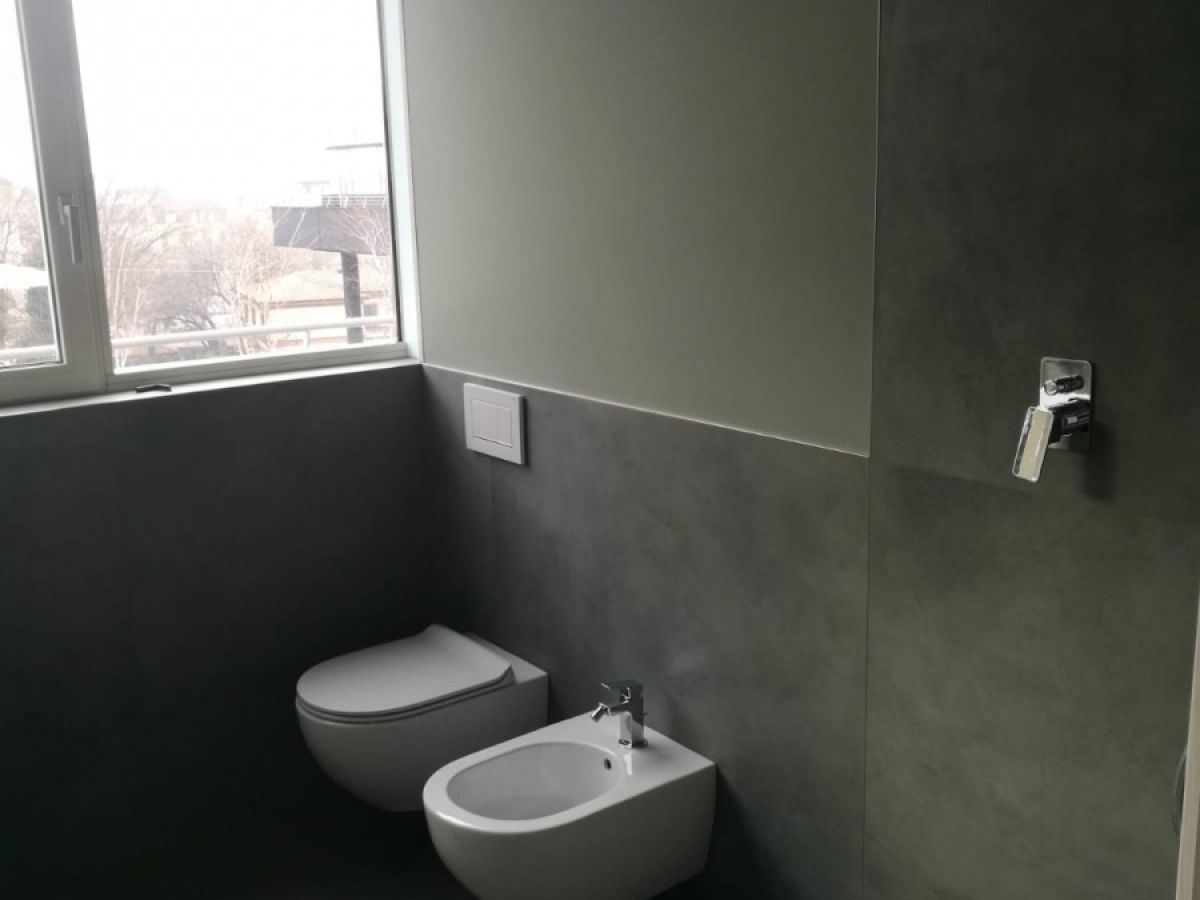 Nuovo attico con piscina