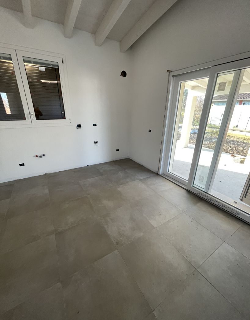 Costruzione villa singola a Scandolara Ravara